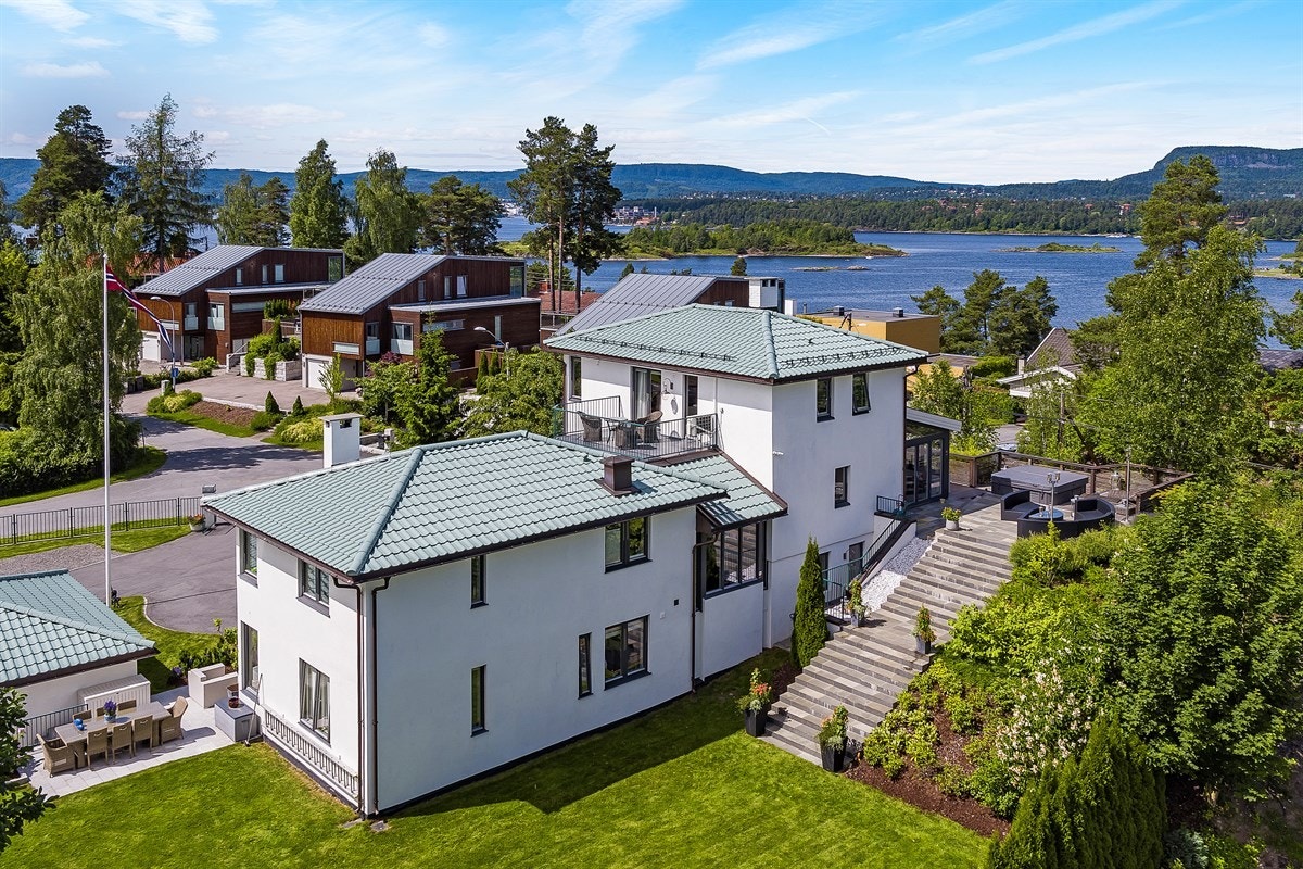 Hage, fasade bakside (øst) Galleribilde
