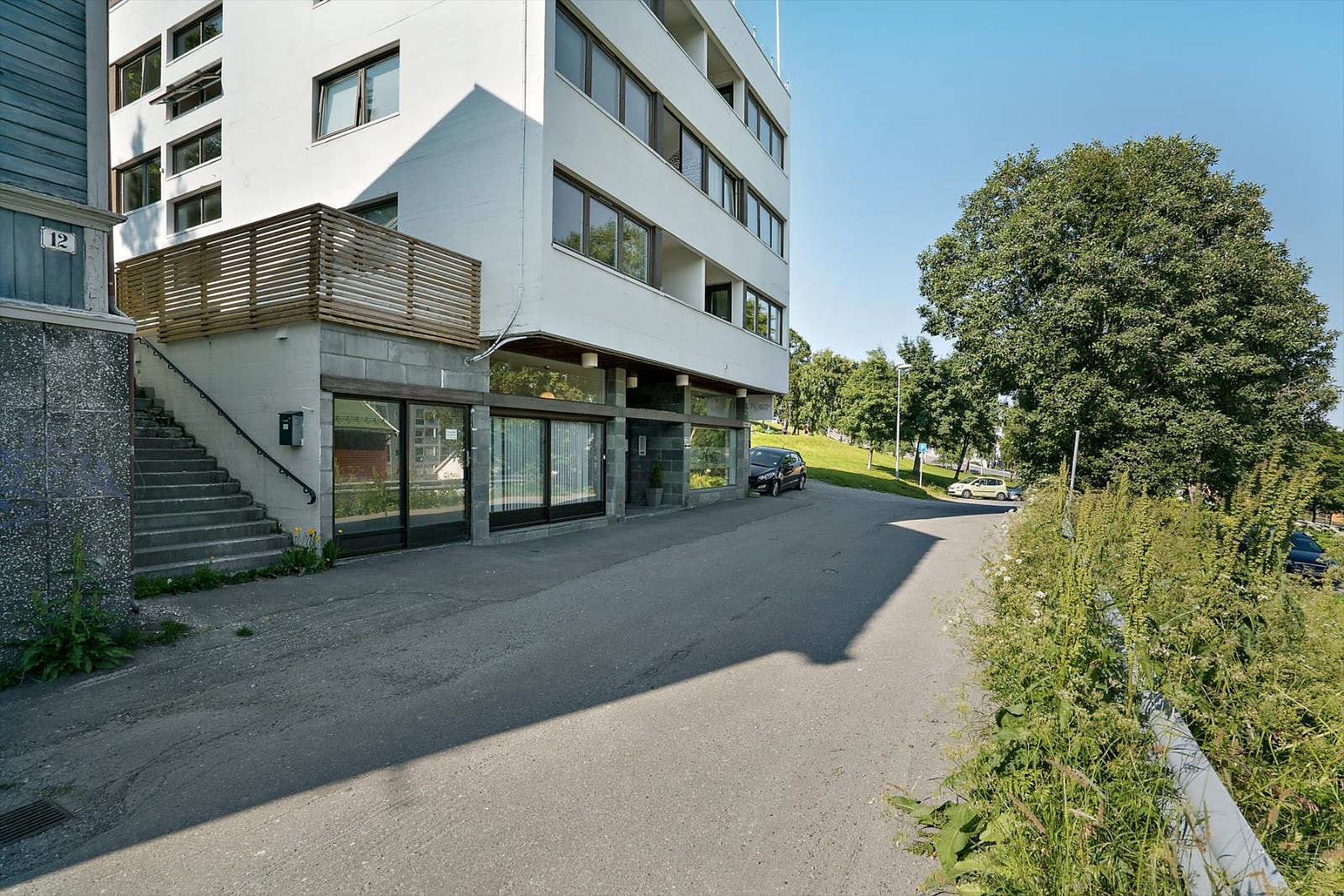 Parkgata er et lite veldrevet borettslag som består av 22 andeler og to næringslokaler som leies ut. Galleribilde