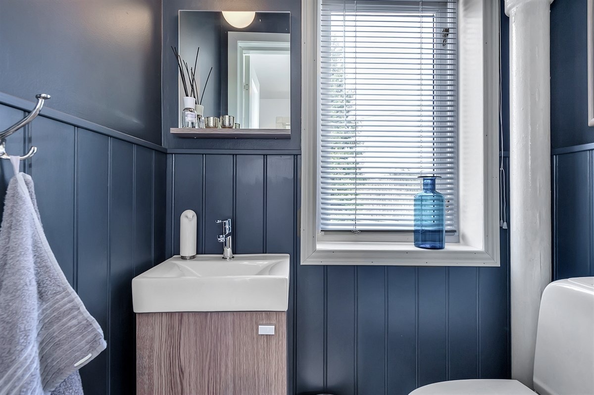 Wc 1.etasje. Alle etasjer har separat wc. Galleribilde