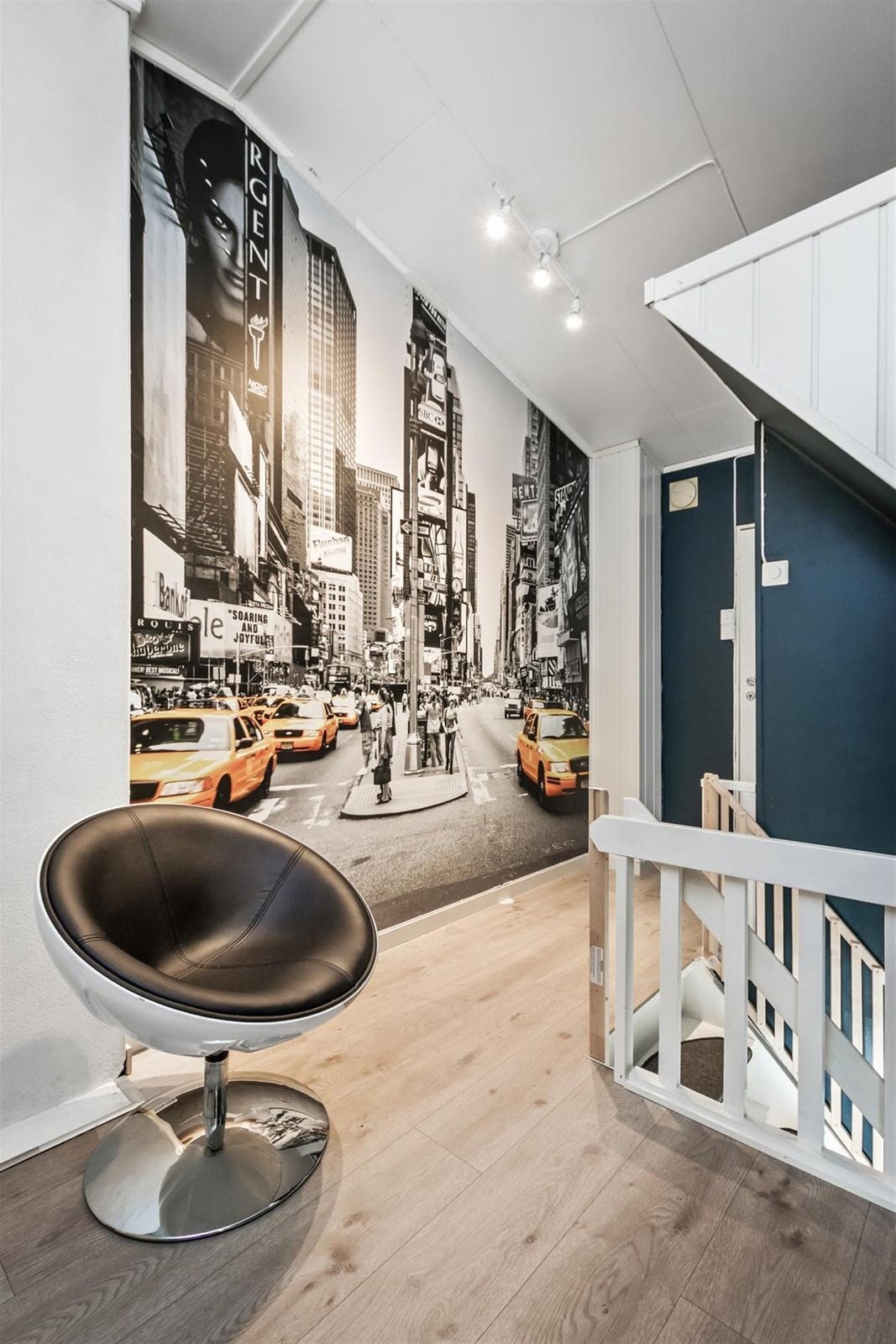 Gang i 2.etasje. Galleribilde