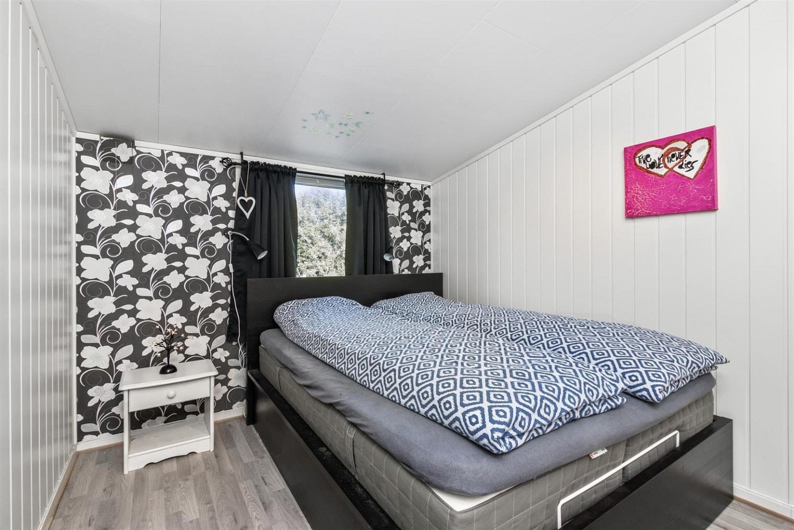 3 soverom i boligens 2. etasje. Galleribilde