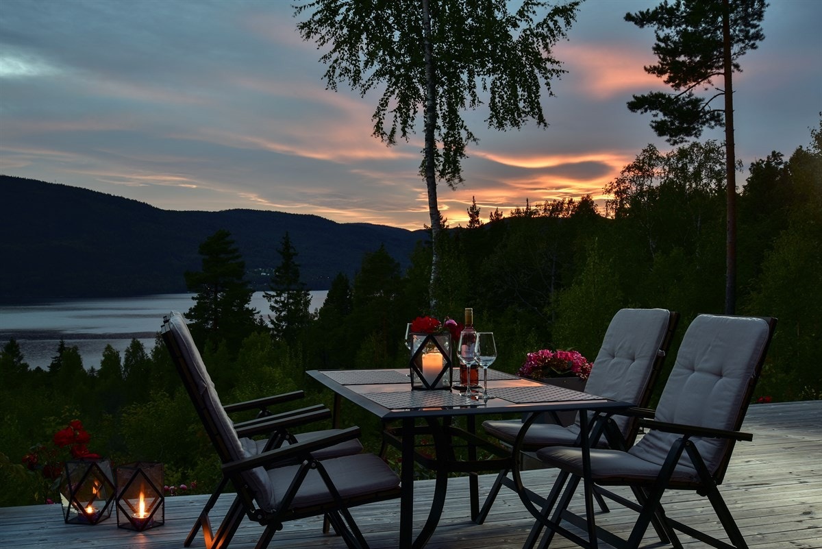 Herlig uteplass. Galleribilde