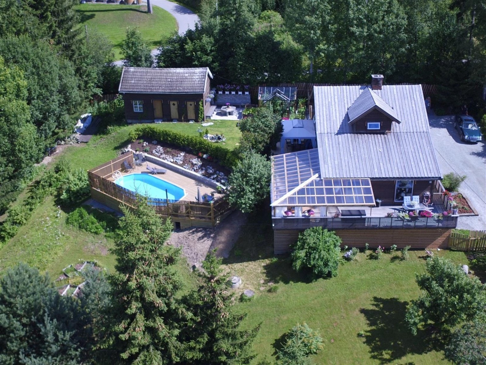 En blomstrende, skjermet oase. Galleribilde