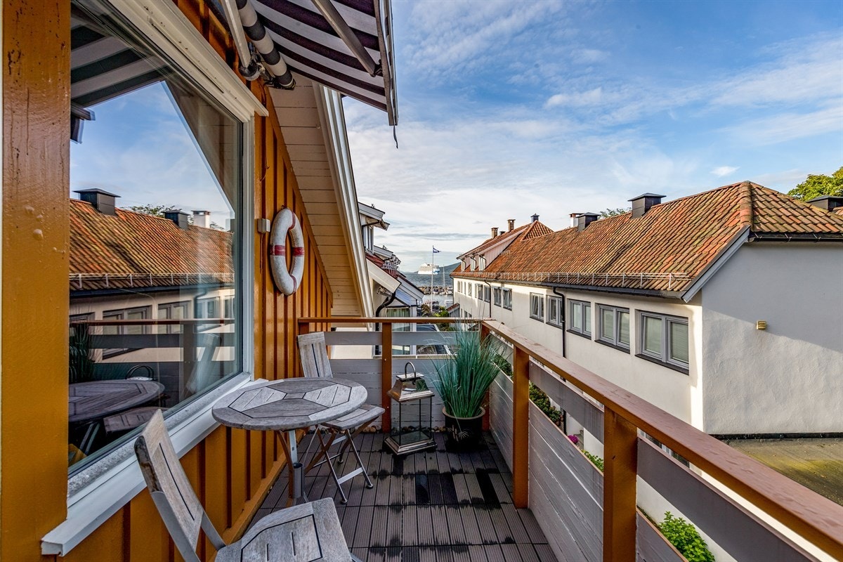 Terrasse med flott utsikt Galleribilde