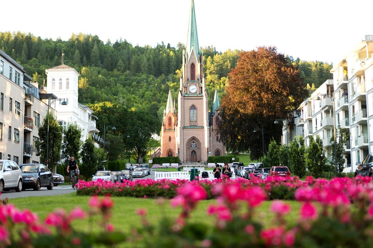 Gangavstand til Bragernes sentrum med alt man kan forvente å finne i et velutviklet handlesentrum. Galleribilde