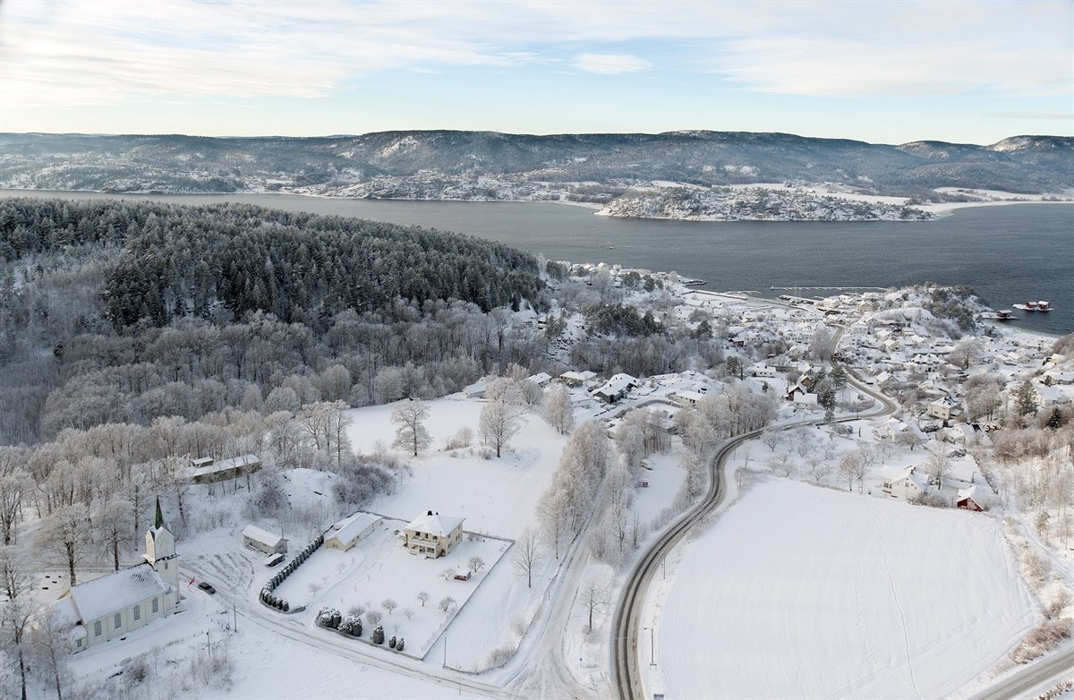Holmsbu om vinteren. Galleribilde