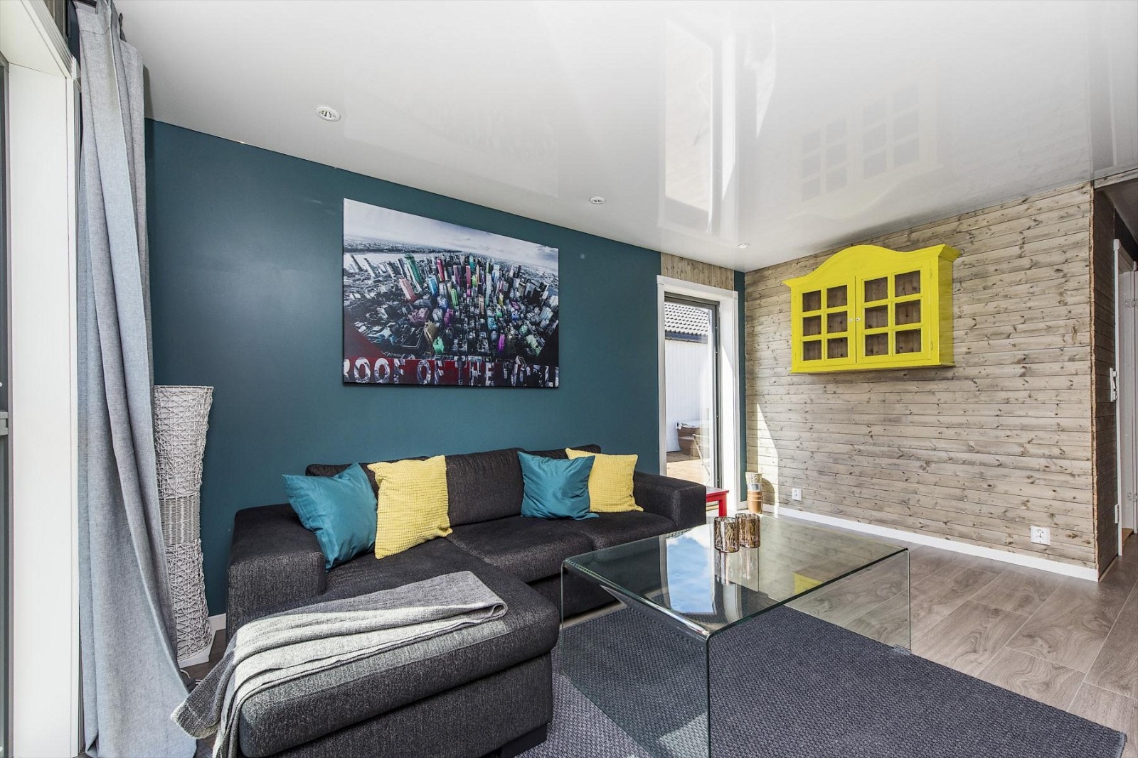 Utgang til terrasse. Galleribilde