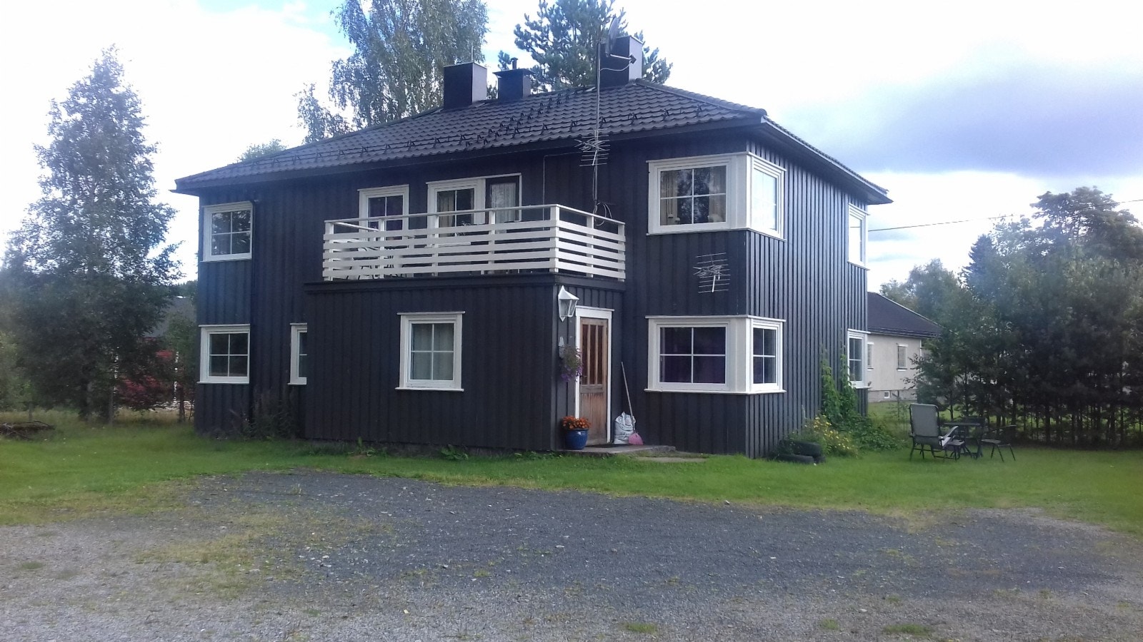 Første etasje til venstre Galleribilde