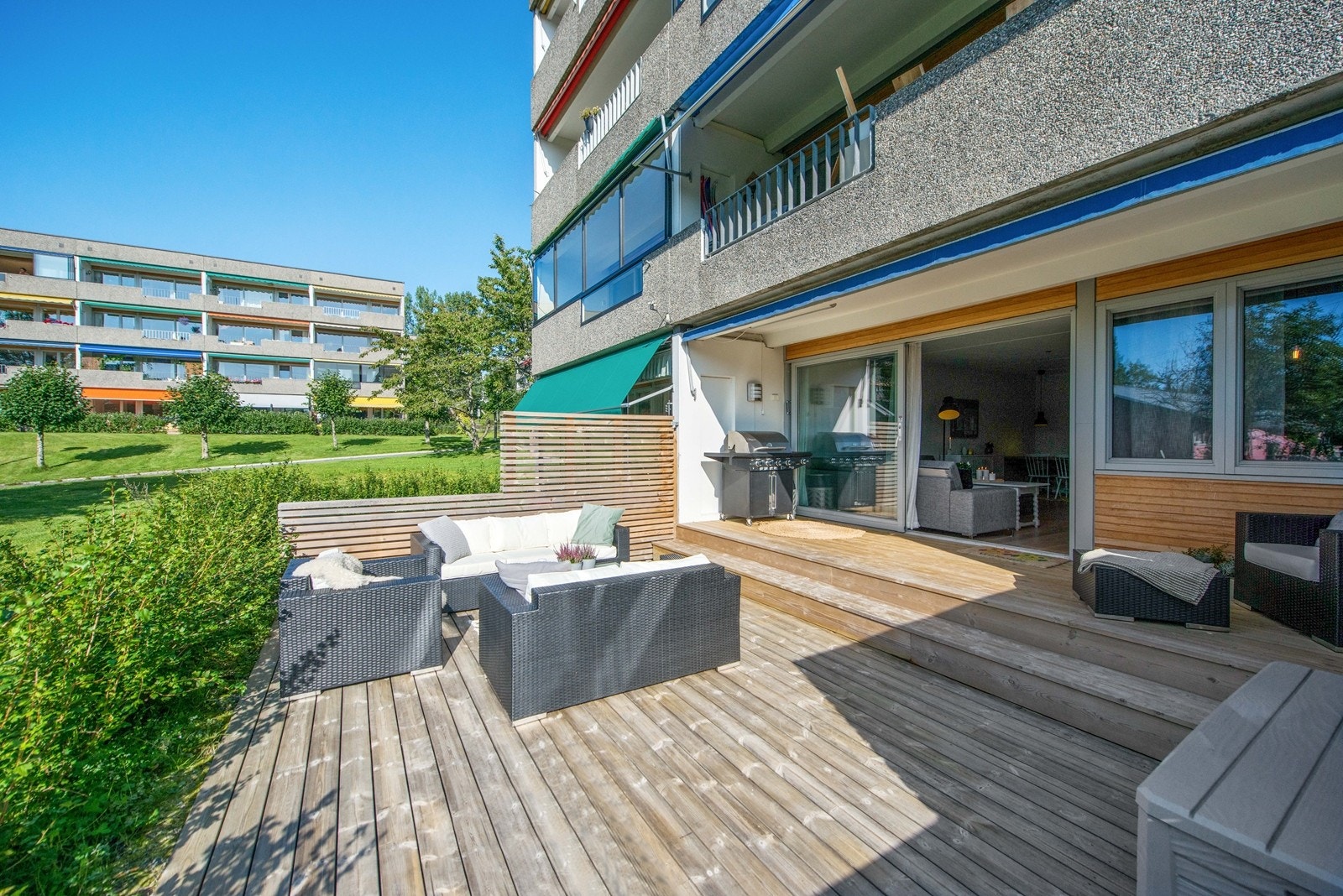 En sjelden mulighet med så stor og solrik terrasse. Velkommen til Hovseterveien 42 B. Galleribilde
