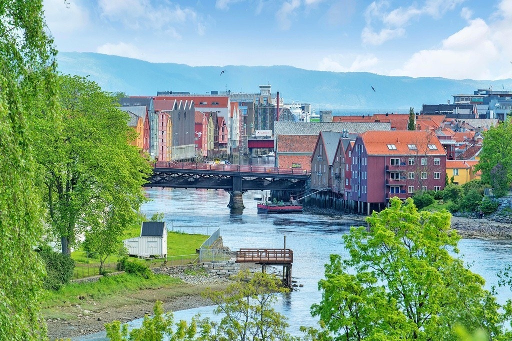 Kort vei til Bakklandet og Gamle Bybro Galleribilde