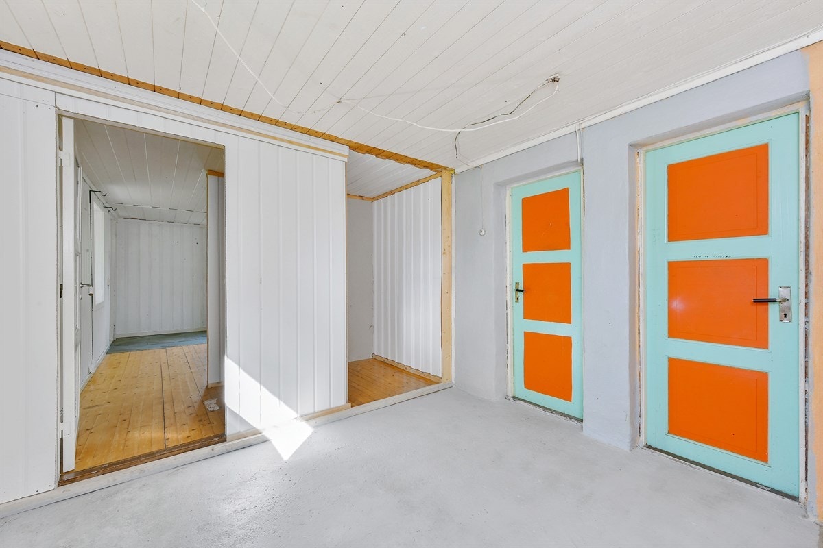 Mellomgang i underetasjen. Galleribilde