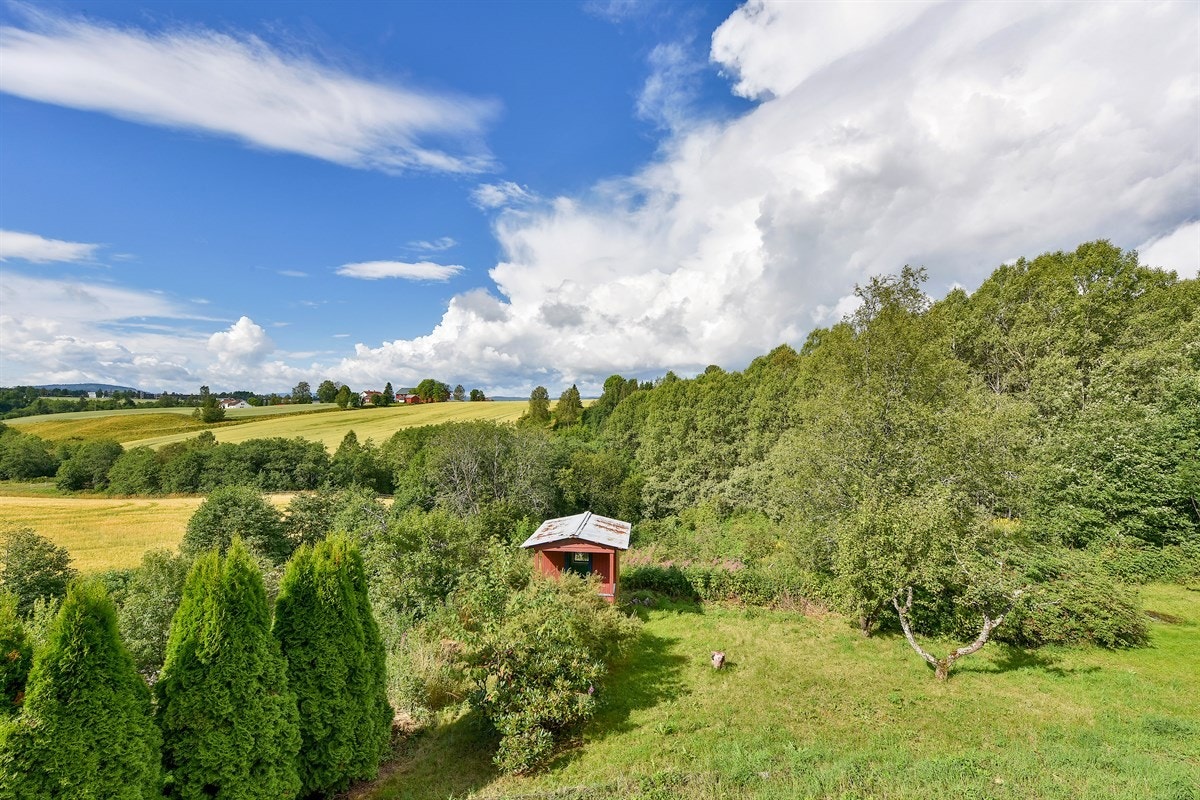 Beliggenheten byr på en unik utsikt over flotte naturlandskap. Galleribilde