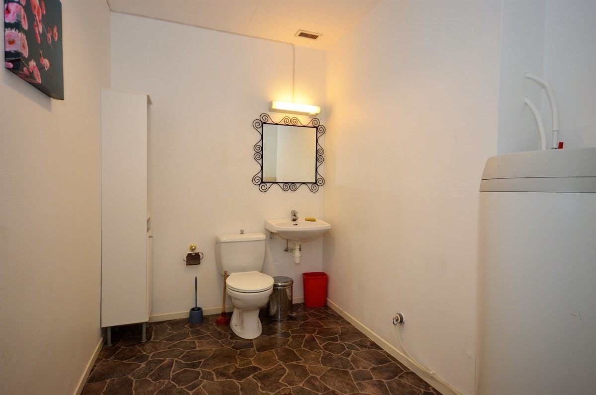 Felles wc. Galleribilde