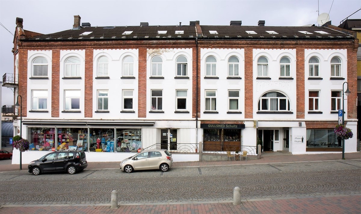 Fasade mot Storgata. Galleribilde