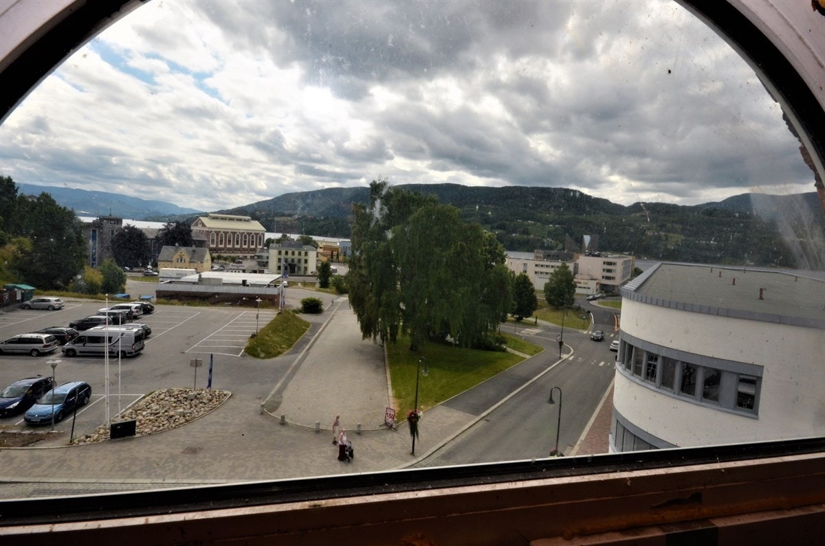 Utsyn fra loft. Galleribilde