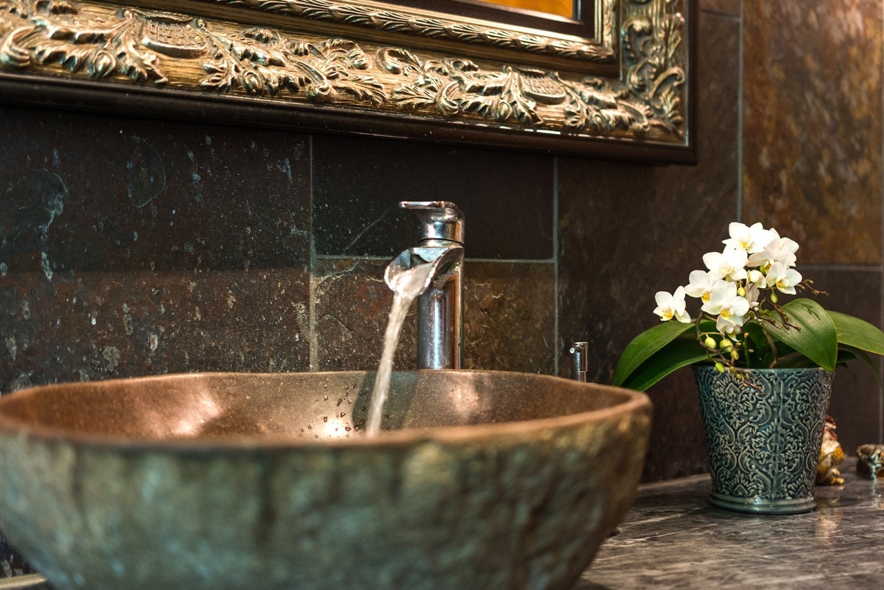 Detaljbilde fra badet i hovedhuset. Galleribilde