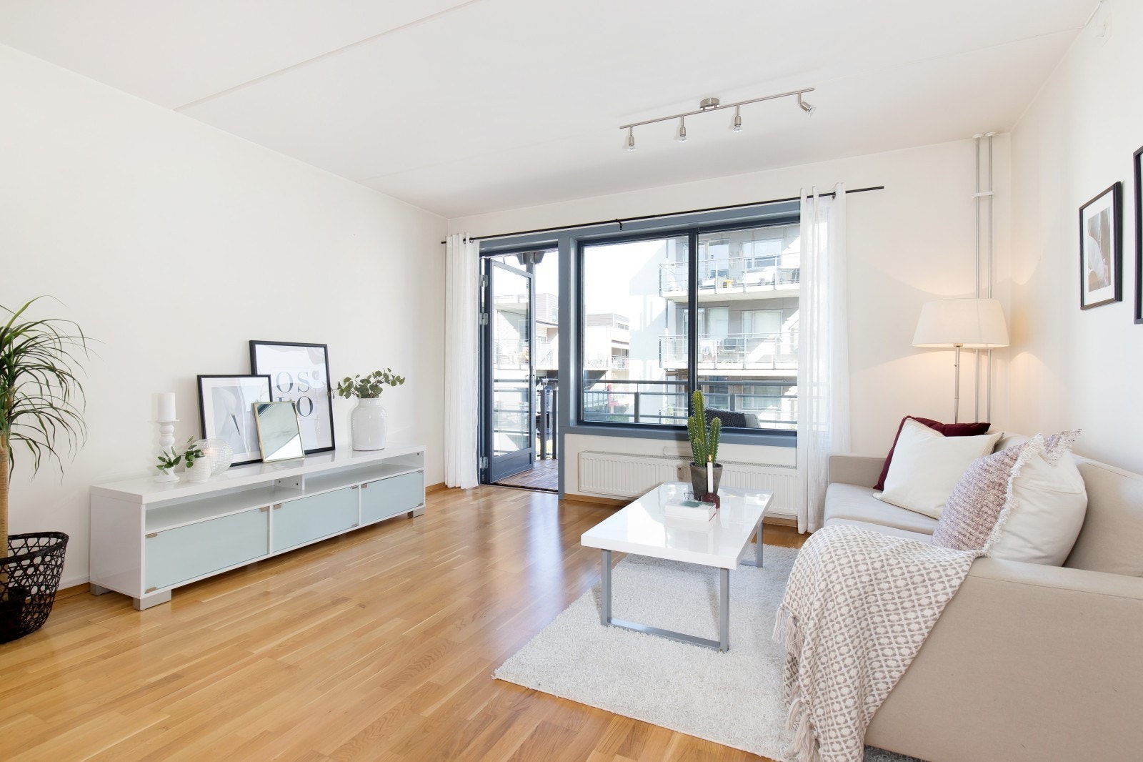 En moderne leilighet med god standard og planløsning. Galleribilde