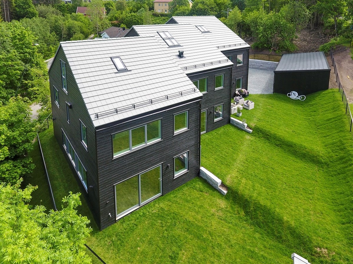 Boligene er tegnet av Helle Sjåvåg og er på ca 159 m2 BRA Galleribilde