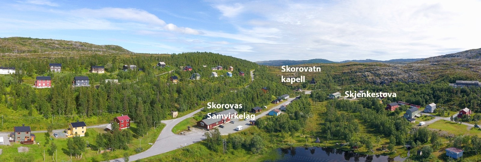 I dag er det både nærbutikk, kapell og pub i Skorovas Galleribilde