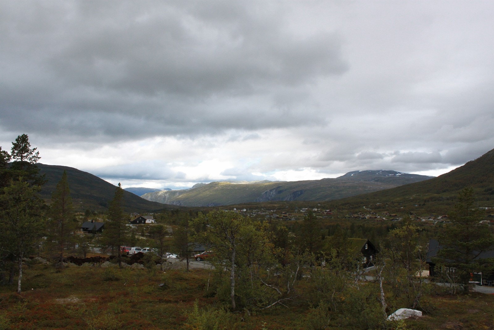 Fra hyttefeltet mot Vøringsfossen / Måbødalen Galleribilde