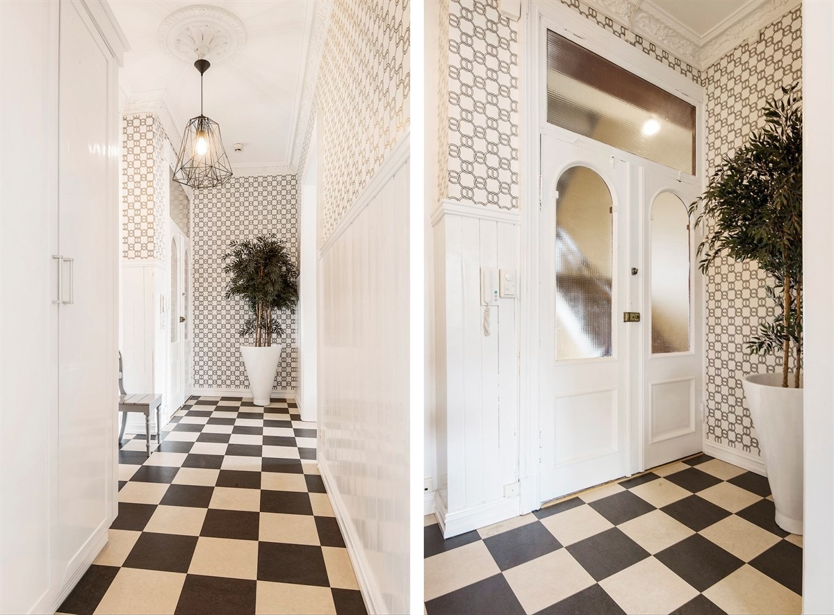 Stor fin hall med garderobeskap Galleribilde