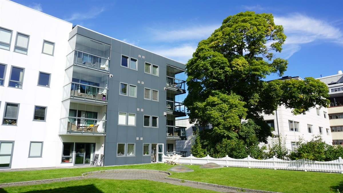 Her er det sol til ca. 18 på sommerstid. Galleribilde