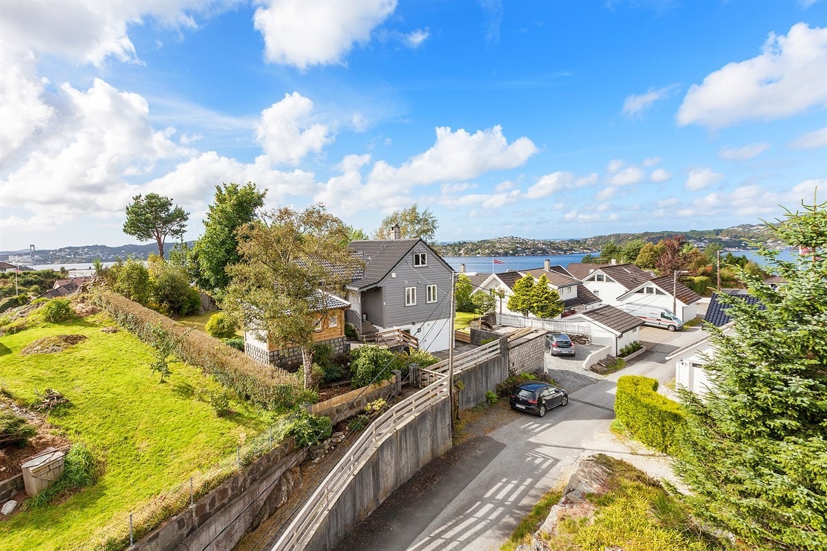 Alt i alt er Gjerdingsskjenet 18 en flott og gjennomført enebolig som vil falle i smak hos de fleste barnefamilier Galleribilde