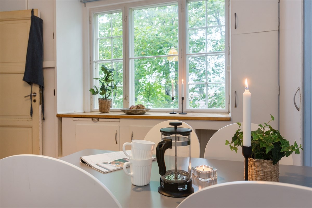 Spiseplass på kjøkkenet Galleribilde