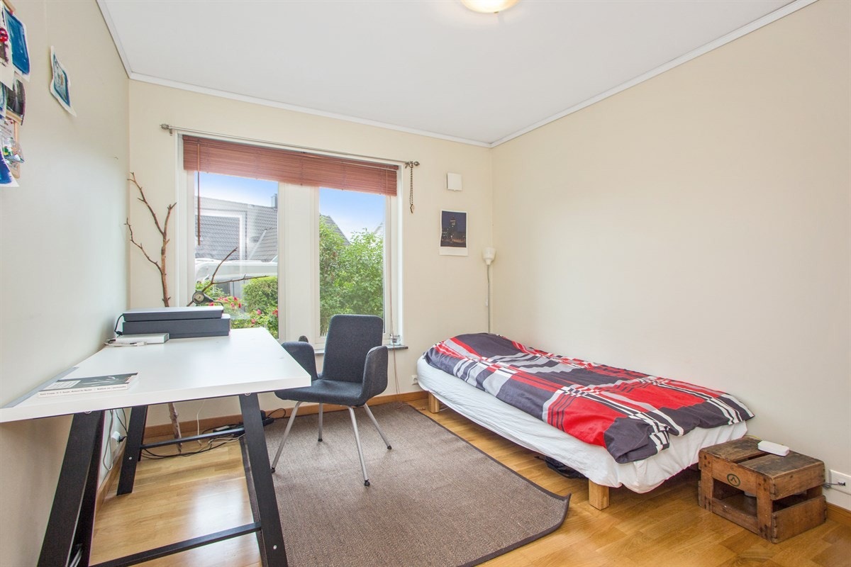 Soverom i hybel Galleribilde