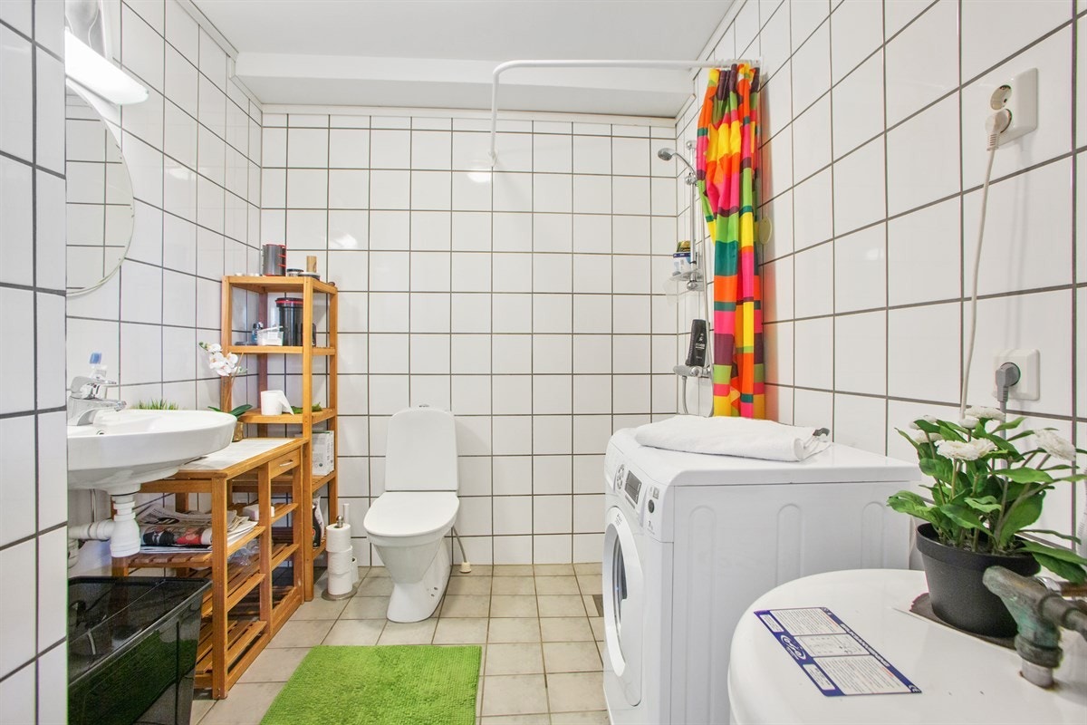 Bad i hybel Galleribilde