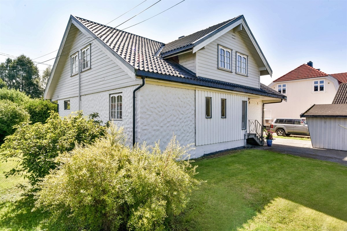 Et åpent plenareal legger til rette for lek og moro. Galleribilde