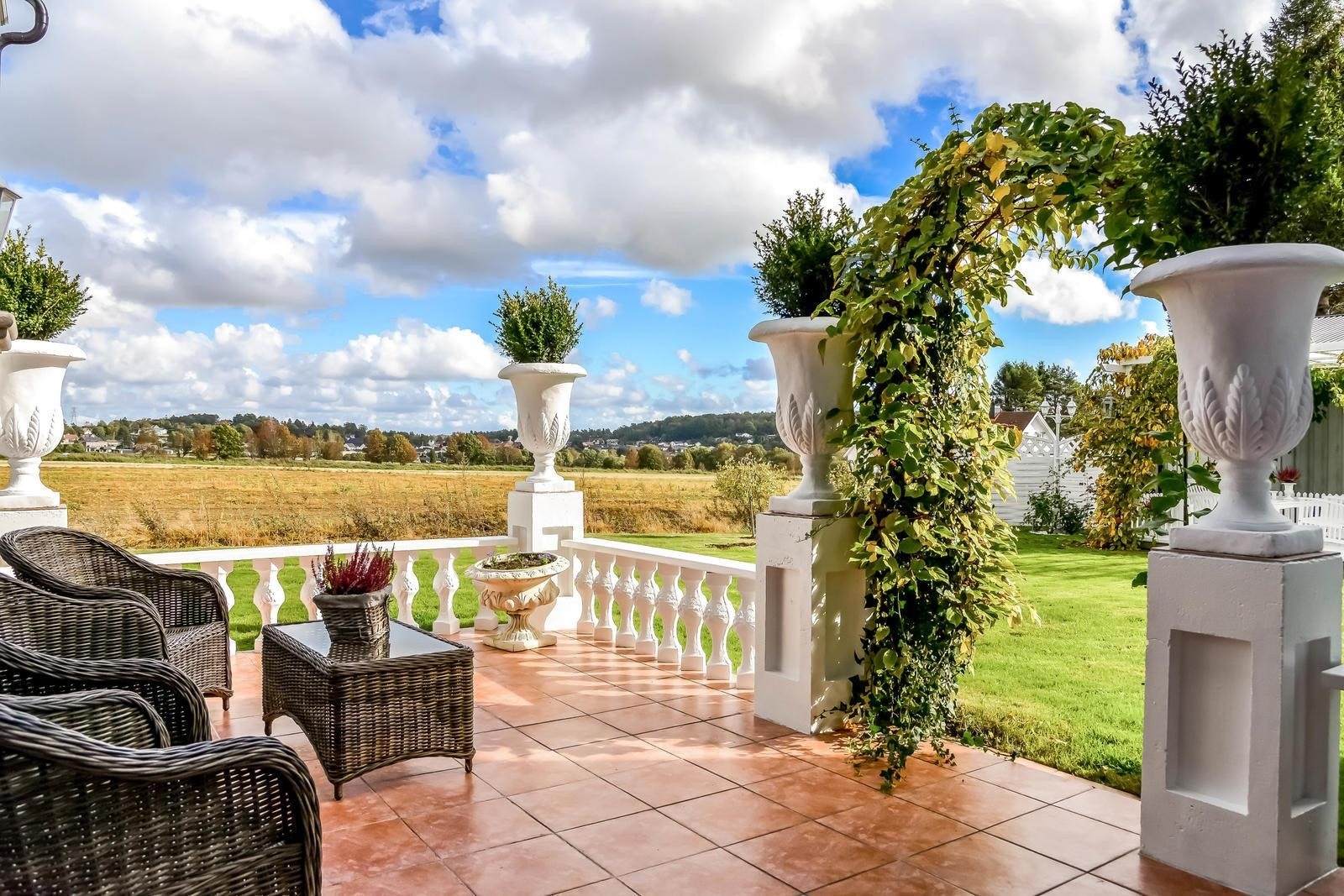 ute (4) Galleribilde