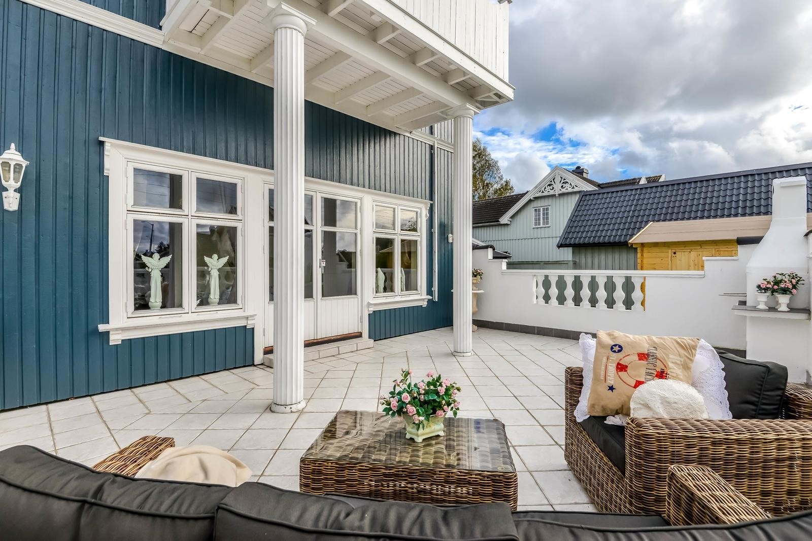 ute (13) Galleribilde