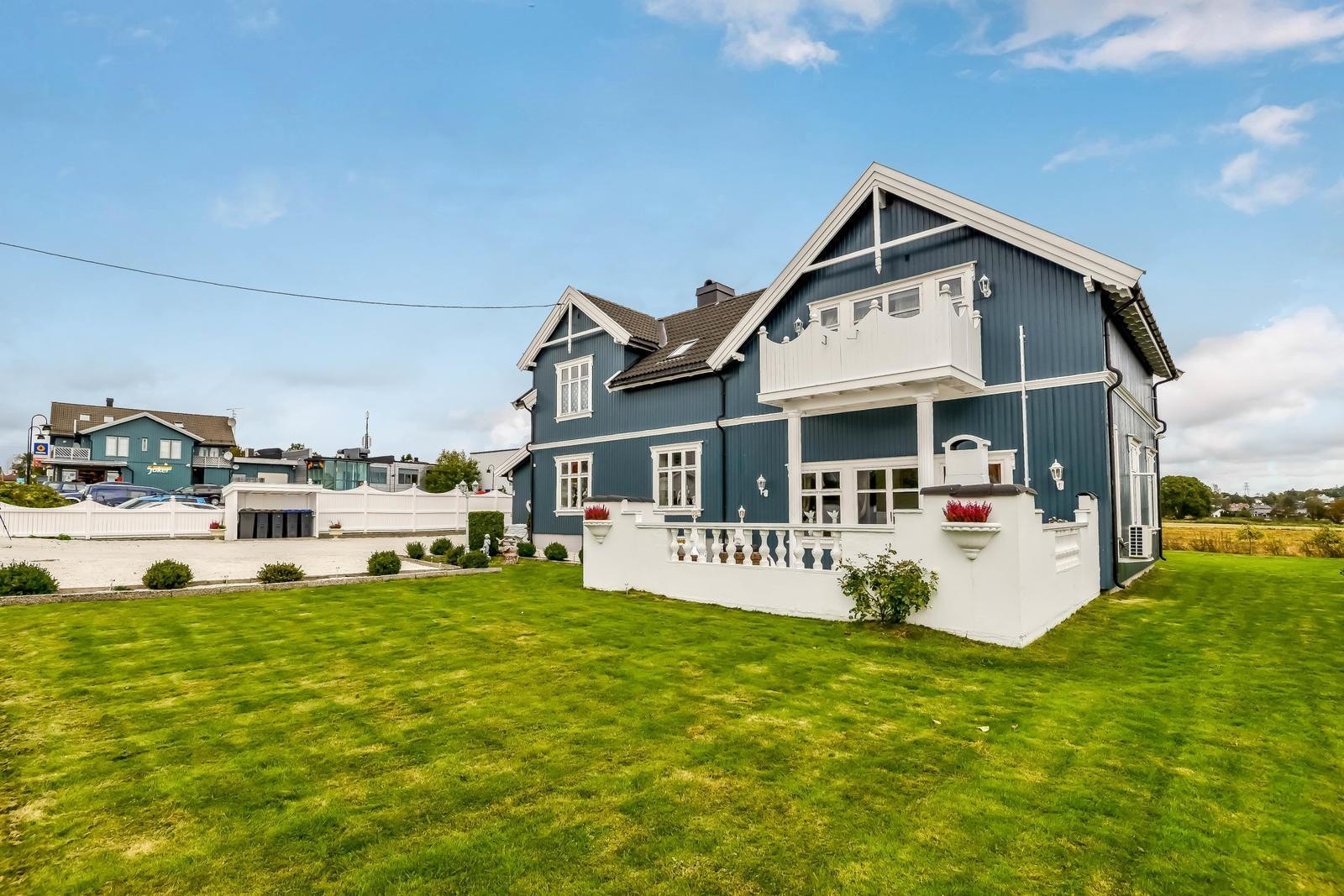 ute (25) Galleribilde