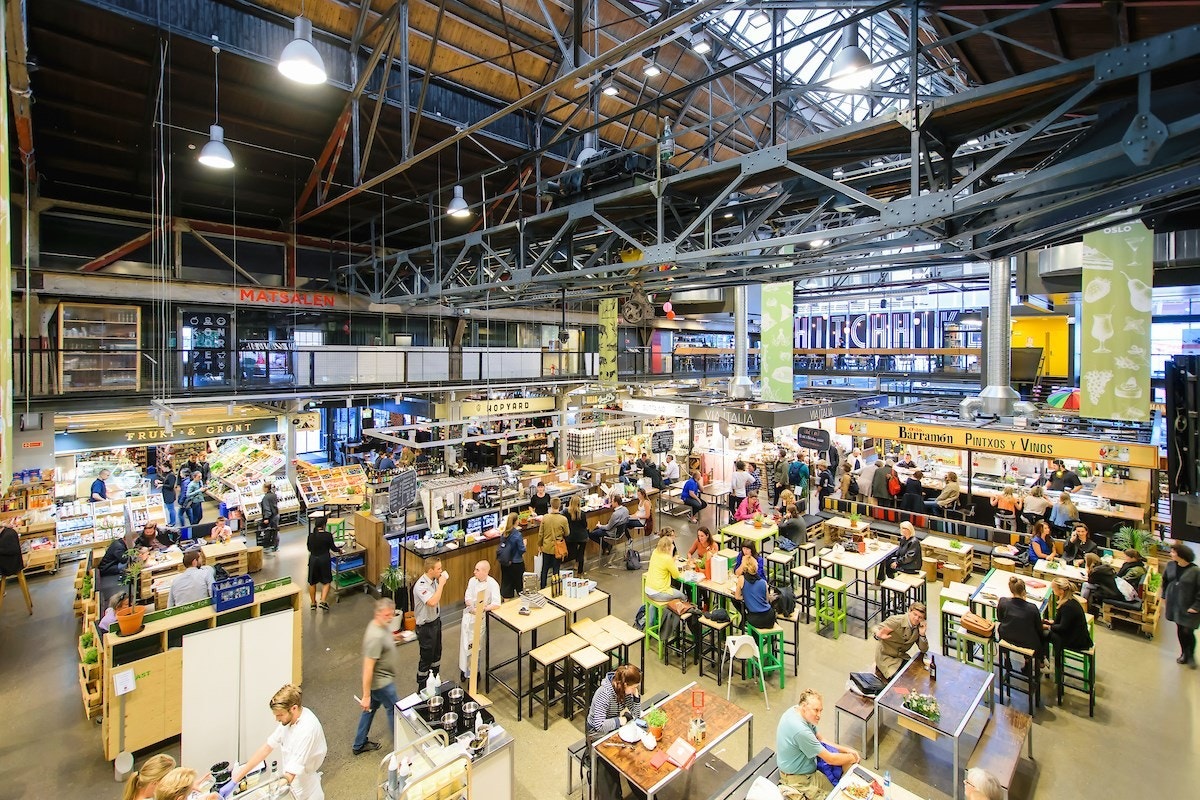 - Videre er det kort vei til kulinariske Mathallen - Galleribilde