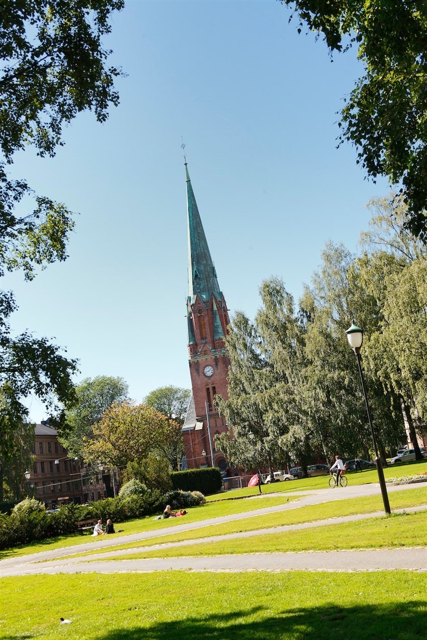 - Yrende Birkelunden - Galleribilde