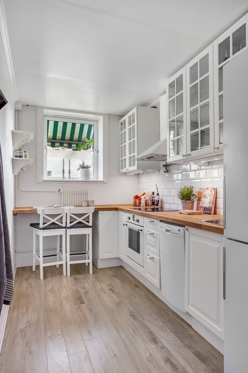 Godt med skap- og benkeplass Galleribilde