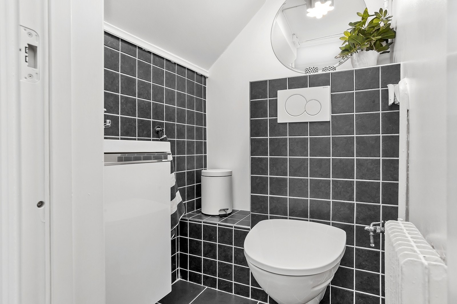 Pent flislagt wc Galleribilde