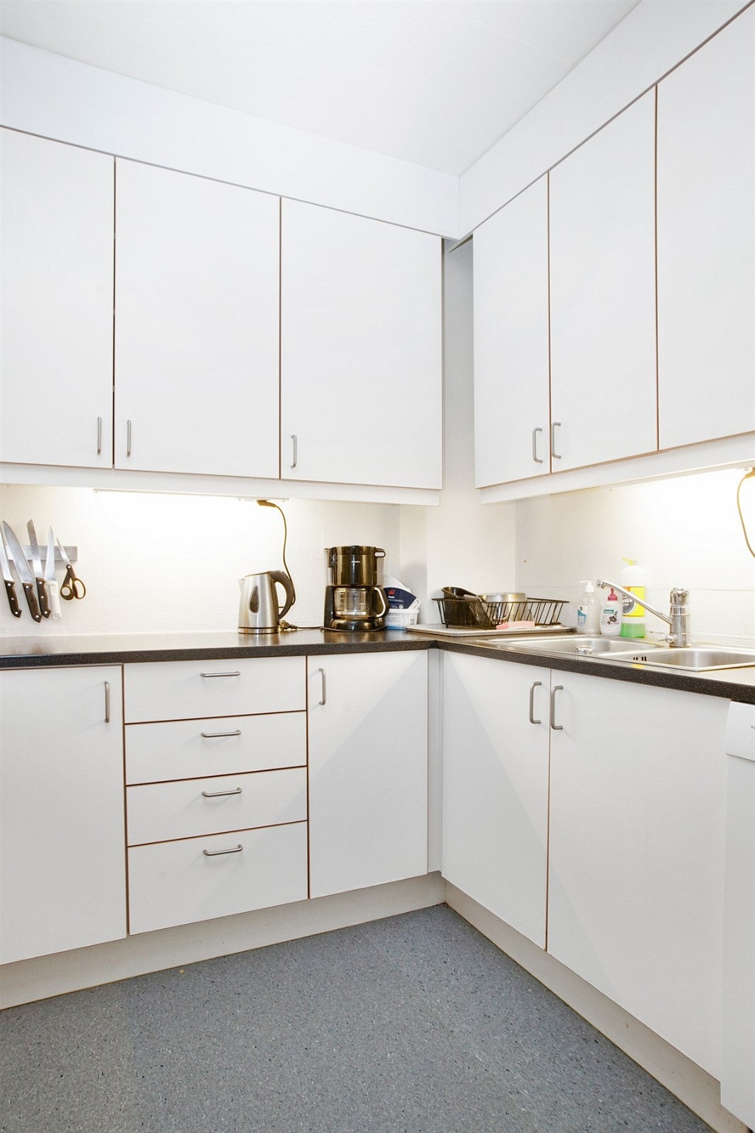Elevhjemmet og kjøkken Galleribilde