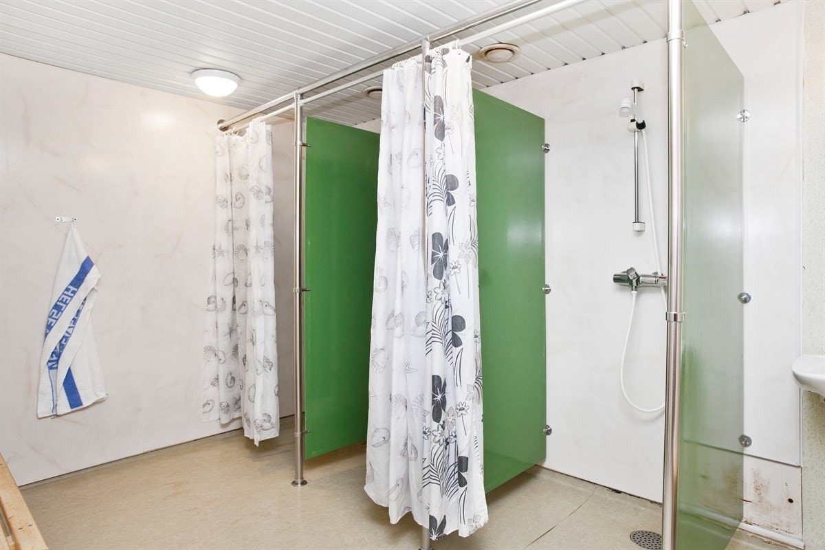 Elevhjemmet og bad Galleribilde