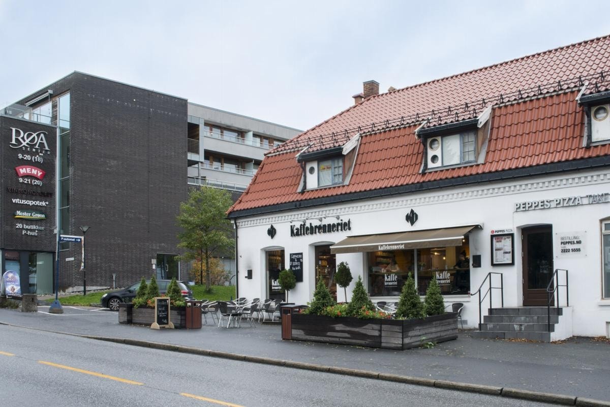 Kort spasertur til Røa med alle servicetilbud, her fra Kaffebrenneriet Galleribilde