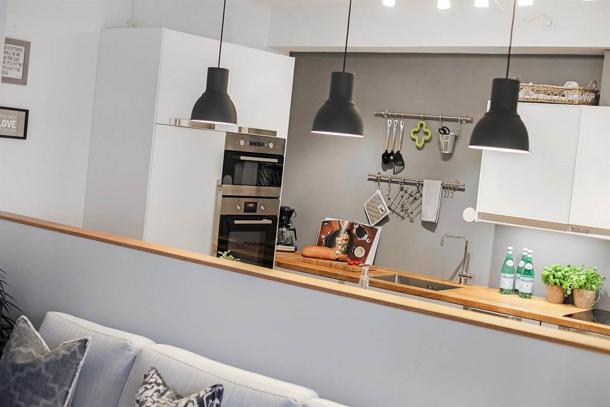 Åpent mellom kjøkken og stue Galleribilde