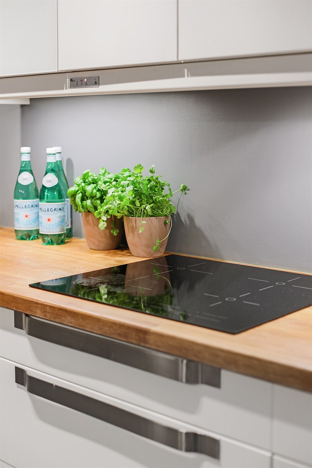 Platetopp på kjøkken Galleribilde