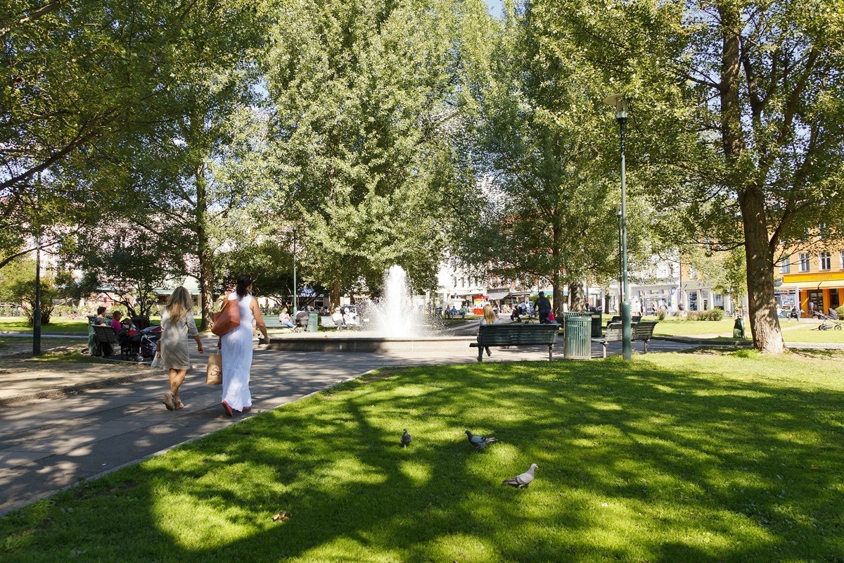 Kun en kort spasertur unna Grünerløkkas yrende parkliv Galleribilde