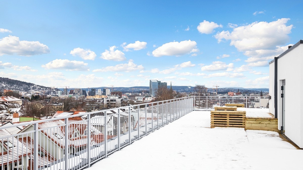 Felles takterrasse i byggets 6.etasje med fantastisk utsikt over Oslo by! Galleribilde