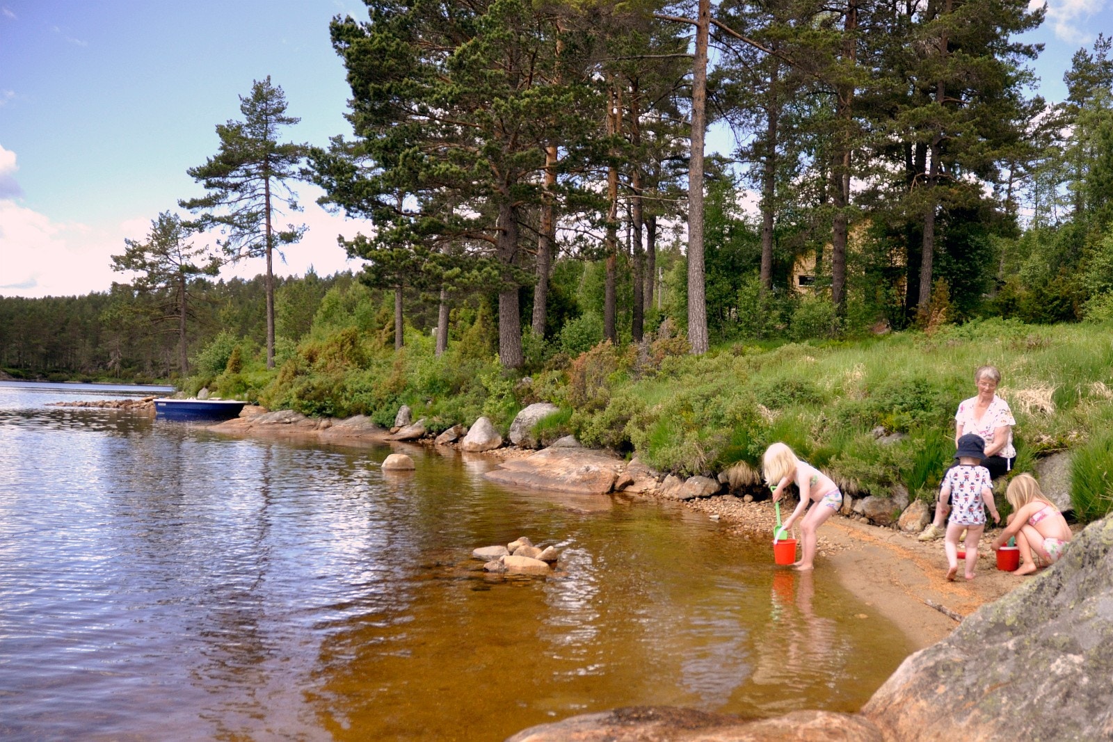 Ved badeplassen Galleribilde