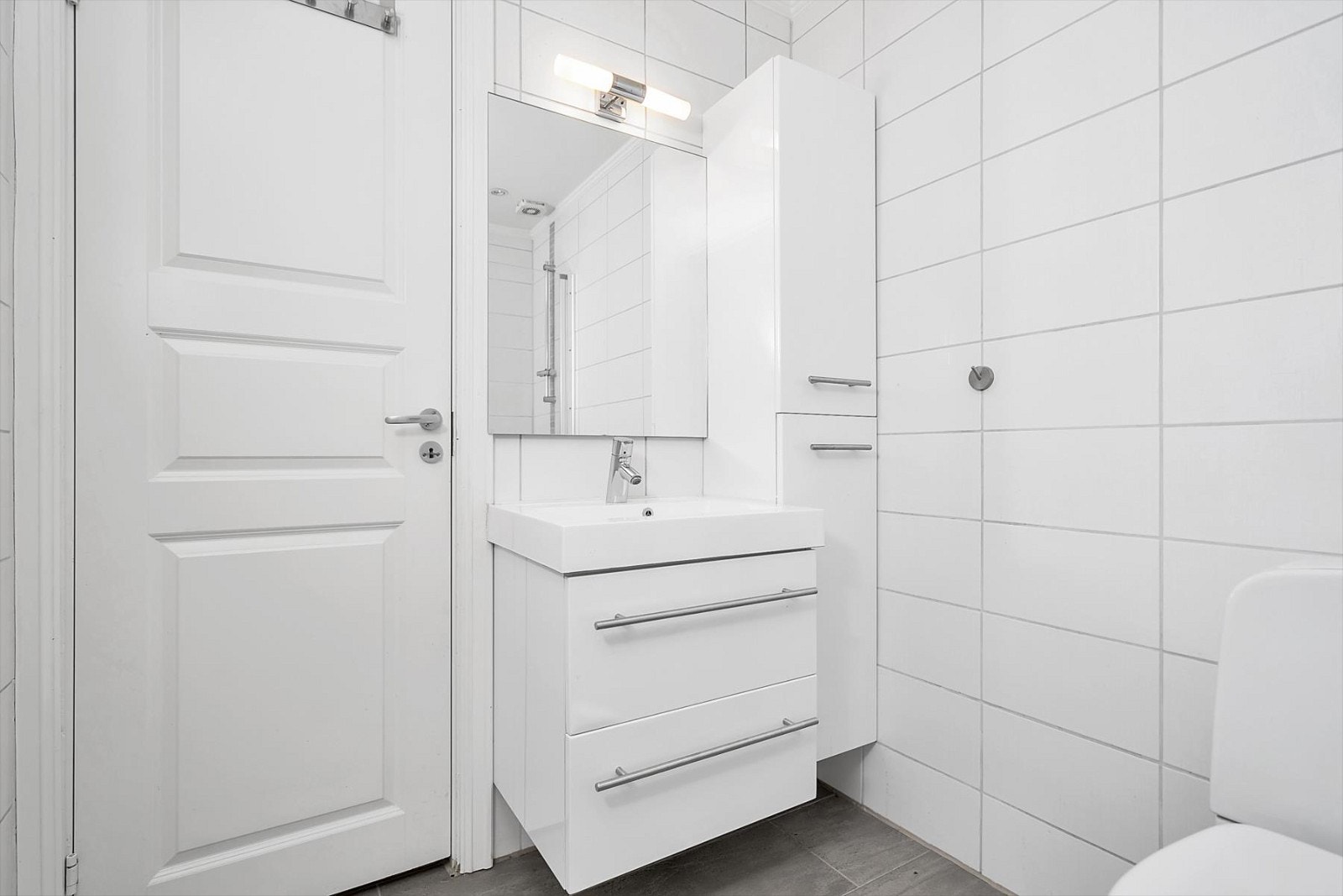 Pent flislagt bad renovert i 2012. Galleribilde