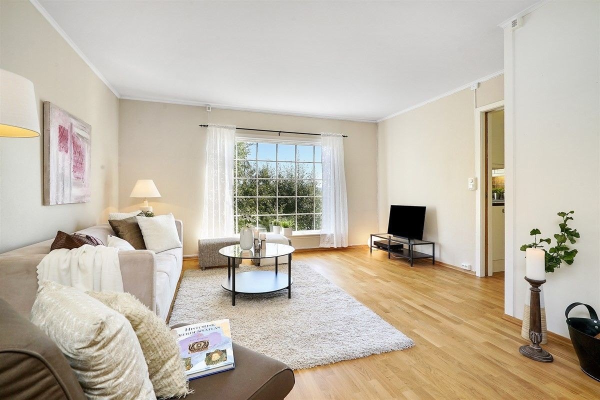 Fin lys stue Galleribilde