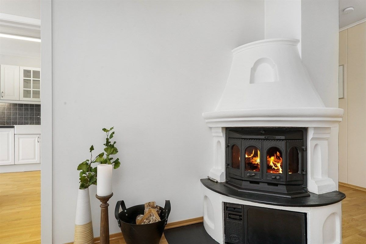 Fin peis/vedovn varmer godt i kalde vinterdager. Galleribilde