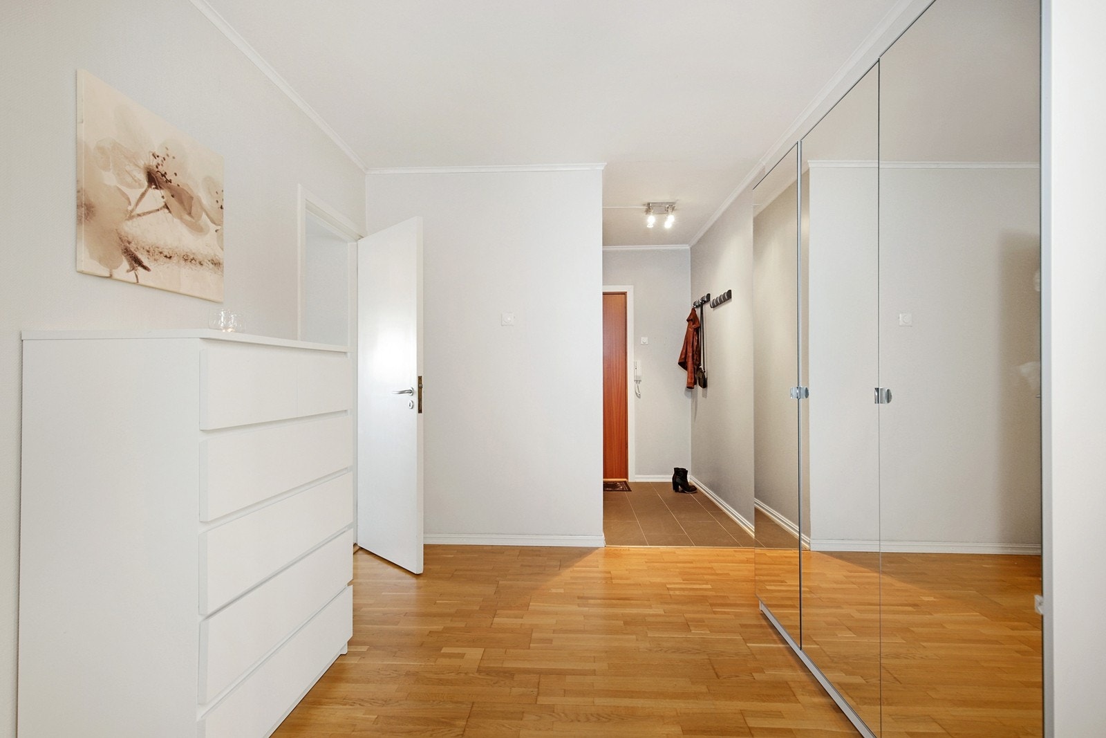 Hall/gang Galleribilde